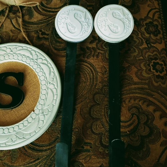 NWT 4 piece S Monogram home decor.  New with tag.  OBO - Picture 12 of 12